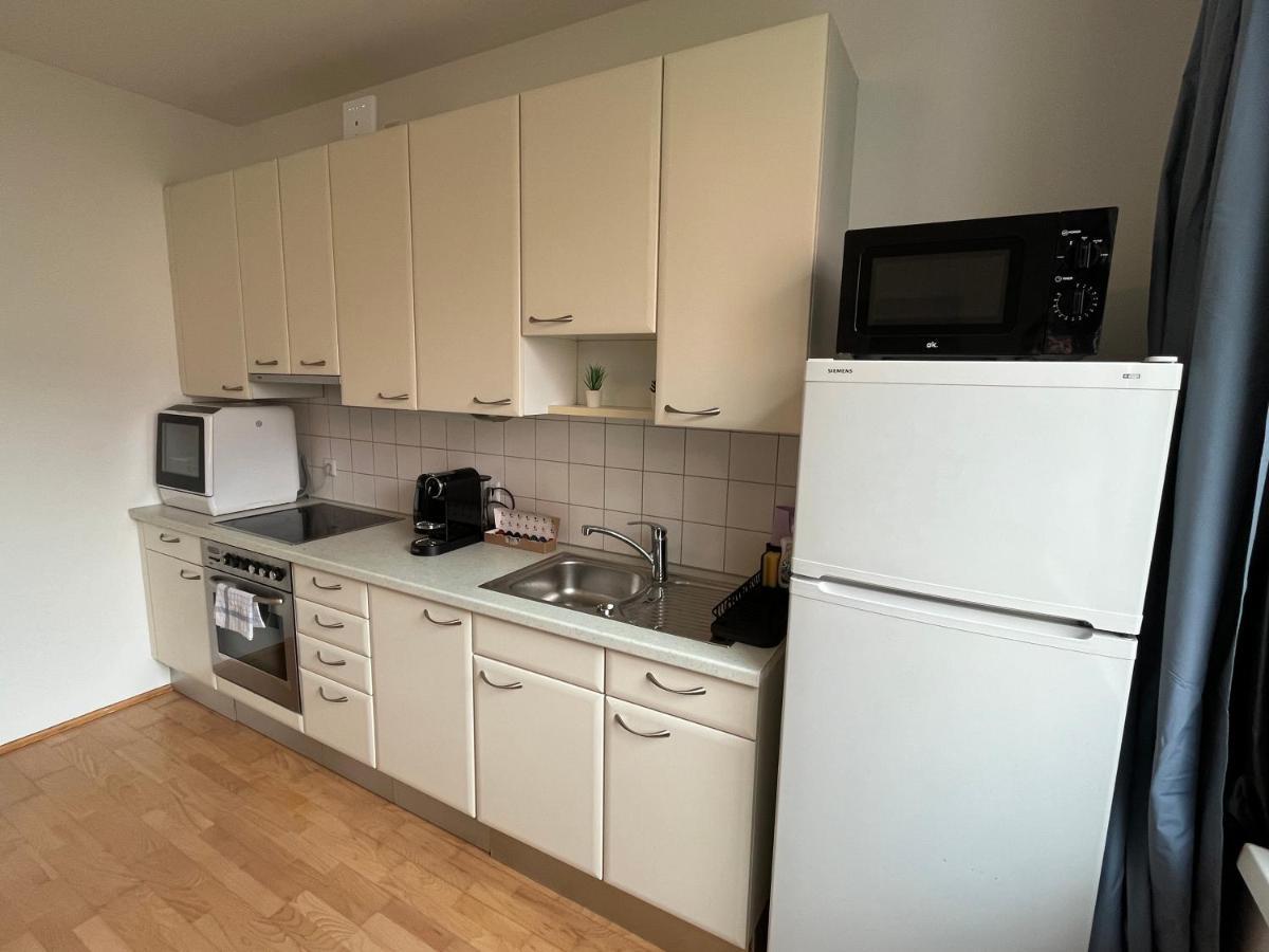 Apartamento Cool Schonbrunn Apt 2Br Viena Exterior foto